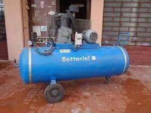 DESCRIPTION: (1) AIR COMPRESSOR BRAND/MODEL: BOTTARINI SIZE: MUST COME INSPECT QTY: 1