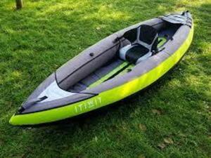 DESCRIPTION: (1) INFLATABLE KAYAK BRAND/MODEL: DECATHLON ITIWIT INFORMATION: GREEN RETAIL$: $288.00 EA SIZE: 2 PERSON QTY: 1