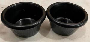 DESCRIPTION: (20) PLASTIC SAUCE CUPS. THIS LOT IS: ONE MONEY QTY: 1