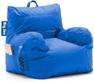 DESCRIPTION: (1) BEAN BAG CHAIR BRAND/MODEL: BIG JOE SMARTMAX INFORMATION: SAPPHIRE BLUE RETAIL$: $80.00 EA SIZE: 33 x 32 x 25 QTY: 1