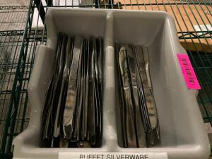 DESCRIPTION: (25) STAINLESS KNIVES ADDITIONAL INFORMATION: W/ TRAY QTY: 1