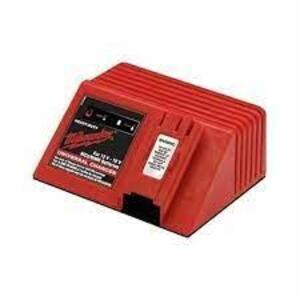 DESCRIPTION: (1) POWER PLUS 12V CHARGER BRAND/MODEL: MILWAUKEE #48-59-255 INFORMATION: RED RETAIL$: $165.00 EA SIZE: 18 V QTY: 1