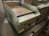 DESCRIPTION: SOUTHBEND 18" X 30" COUNTER TOP GAS GRIDDLE. BRAND / MODEL: SOUTHBEND ADDITIONAL INFORMATION NATURAL GAS, COMES WITH REGULATOR QTY: 1 - 2