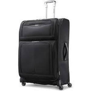 (1) SOFT SPINNER LUGGAGE