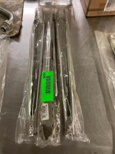 DESCRIPTION: (3) NEW STAINLESS TONGS THIS LOT IS: SOLD BY THE PIECE QTY: 3