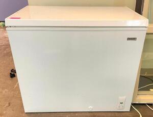 IDYLIS 7.1 CU FT HOUSEHOLD CHEST FREEZER