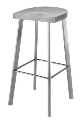 (1) BAR STOOL