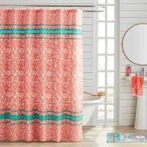 (1) POLYESTER SHOWER CURTAIN