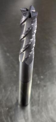 (1) SOLID CARBIDE 4 FLUTE END MILL