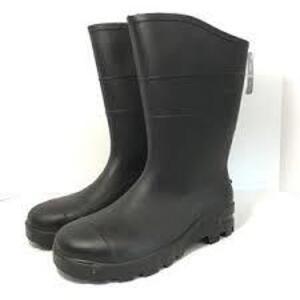 DESCRIPTION: (1) PAIR OF WATERPROOF TRACTOR LUG BOOTS BRAND/MODEL: GEORGE INFORMATION: BLACK RETAIL$: $14.00 EA SIZE: SIZE 11 QTY: 1