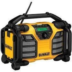 DESCRIPTION: (1) MAX CORDLESS WORKSITE RADIO BRAND/MODEL: DEWALT #DCR015 RETAIL$: 183.24 SIZE: 12V/20V QTY: 1