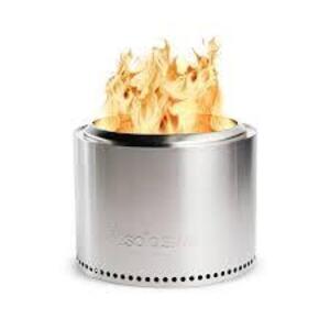 DESCRIPTION: (1) PORTABLE WOOD BURNING FIRE PIT BRAND/MODEL: SOLO STOVE RETAIL$: $239.35 EA SIZE: 19.5" QTY: 1