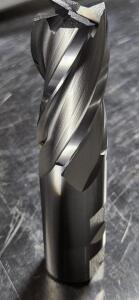 DESCRIPTION: (1) HSS SQ END MILL BRAND/MODEL: HERTEL 411115270 RETAIL$: 79.49 SIZE: 1" DIA 2" LOC QTY: 1