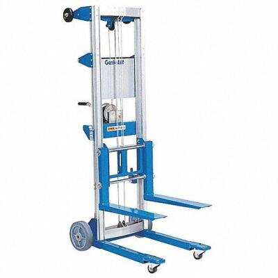 DESCRIPTION: (1) MANUAL WINCH LIFTER BRAND/MODEL: GENIE LIFT INFORMATION: BLUE RETAIL$: $2,085.377 EA SIZE: 500 LOAD CAP QTY: 1