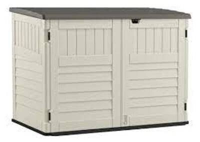 DESCRIPTION: (1) HORIZONTAL STORAGE SHED BRAND/MODEL: SUNCAST STOW-AWAY #BMS7400X RETAIL$: $400.00 EA SIZE: 5'10" Z 3' 8" X4' 4" QTY: 1