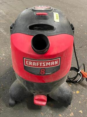 DESCRIPTION: 8 GALLON WET/DRY VAC BRAND/MODEL: CRAFTSMAN INFORMATION: TESTED AND WORKING QTY: 1