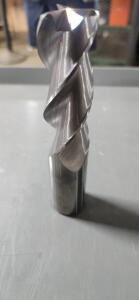 DESCRIPTION: (1) SOLID CARBIDE 2 FLUTE SQ. ENDMILL BRAND/MODEL: SC TOOL ST1974A-M938 RETAIL$: 178.8 SIZE: 1" CUT/SHANK 2*1/2" LOC QTY: 1