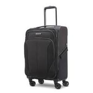 (1) SOFTSIDE SPINNER LUGGAGE