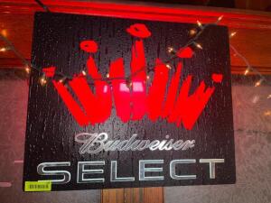 BUDWEISER SELECT BAR LIGHT.