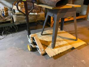 4400 LBS. CAPACITY PALLET JACK