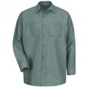 DESCRIPTION: (4) LONG SLEEVE WORK SHIRT BRAND/MODEL: RED KAP INFORMATION: KHAKI RETAIL$: 20 EA SIZE: XL QTY: 4