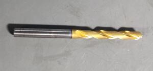 DESCRIPTION: (1) SOLID CARBIDE JOBBER DRILL BRAND/MODEL: KENNAMETAL 76279090 RETAIL$: $ 120.92 e SIZE: 15/64" QTY: 1