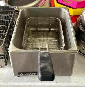 COUNTERTOP ELECTRIC FRYER