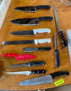 (11) CHEFS KNIVES