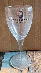 (11) GOOSE ISLAND LOGO BEER GLASSES