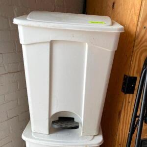 (2) PLASTIC WASTE BINS IN WHITE