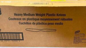 (3) LARGE BOXES OF PLASTIC KNIVES IN WHITE