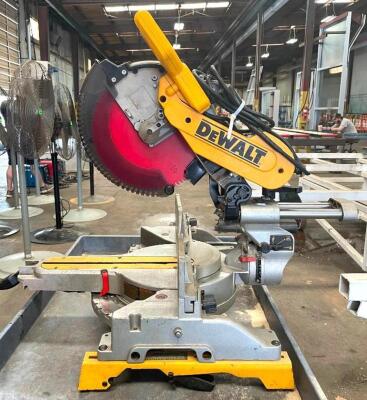 DEWALT 12" SLIDING DUAL BEVEL MITER SAW