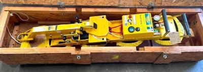 2007 WOODS POWR GRIP SINGLE CHANNEL DC VACUUM LIFTING FRAME