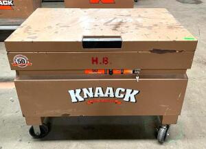 KNAACK 50" ROLLING JOBSITE STORAGE CHEST