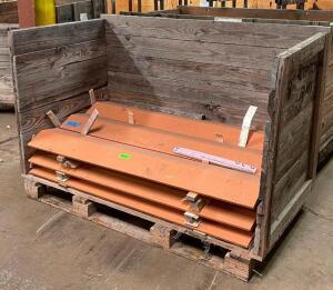 PALLET OF ASSORTED TERRACOTTA ACCENT PIECES