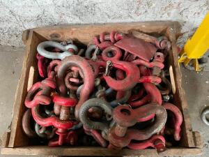 CRATE OF ASSORTED CLEVIS AND HOOKS