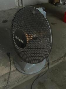 PORTABLE ELECTRIC COMPACT HEATER