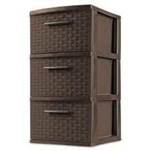 DESCRIPTION: (1) 3 DRAWER CART BRAND/MODEL: STERILITE #2930LAB8 INFORMATION: BROWN, WEAVE RETAIL$: $21.98 EA SIZE: 15X21X25 QTY: 1