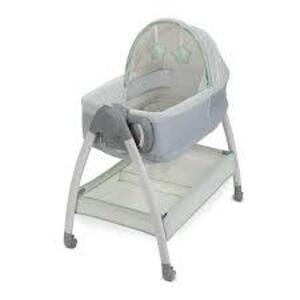 DESCRIPTION: (1) BASSINET BRAND/MODEL: GRACO DREAM SUITE INFORMATION: GRAY RETAIL$: $160.00 EA QTY: 1