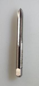 DESCRIPTION: (7) SPIRAL POINT TAP BRAND/MODEL: HERTEL 41113150 RETAIL$: 5.99 SIZE: 1/4-20 UNC QTY: 7