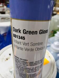 DESCRIPTION: (6) GLOSS SPRAY PAINT BRAND/MODEL: CLASS 3 SOLUTIONS BD1345 INFORMATION: DARK GREEN RETAIL$: $8.48 EA SIZE: 12 OZ QTY: 6