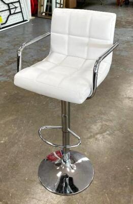 TUFTED PLEATHER BAR STOOL WITH CHROME BASE