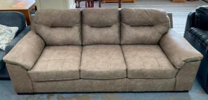 MADERKE PEBBLE SOFA