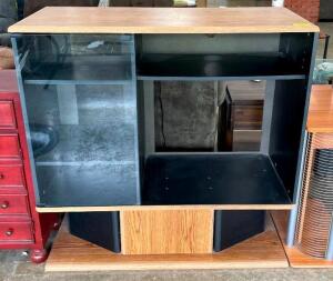 GLASS DOOR MEDIA CABINET WITH ADDITIONAL STORAGE UNDERNEATH