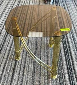 METAL END TABLE WITH GLASS TOP