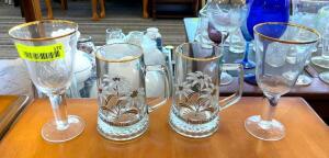 (4) DECORATIVE GLASSES