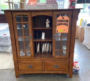 NAME: CHINA CABINET, WOOD / VERY GOOD CONDITION / MATERIALS INSIDE, ON TOP ARE NOT INCLUDED