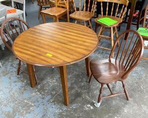 NAME: 3-PIECE TABLE AND CHAIR SET WITH DROP LEAF