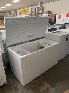 NAME: NEW 14.8 Cu. Ft. Chest Freezer in White