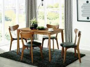 NAME: NEW ASHLEY Parrenfield Dining Set